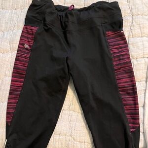 Athleta Capri leggings, Size L
